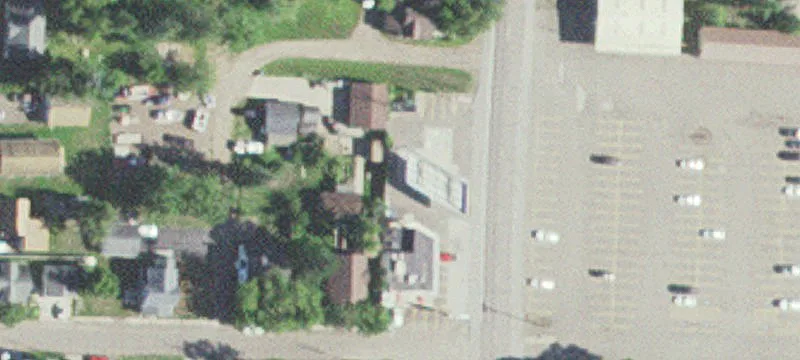 405 3rd St