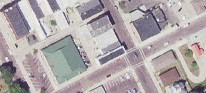 120 Armstrong S Blvd