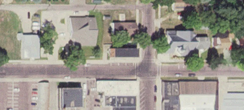 101 Ctr N Ave