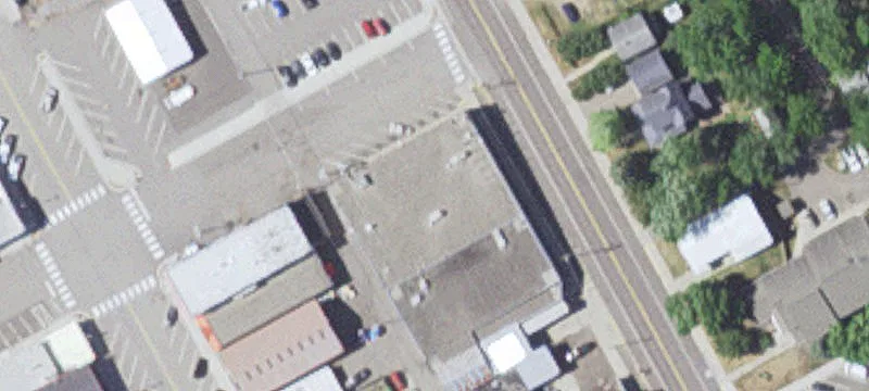 251 Broadway N Ave