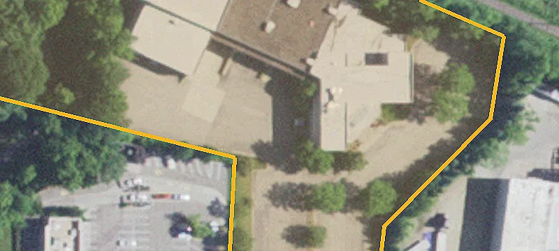 2760 Service Dr