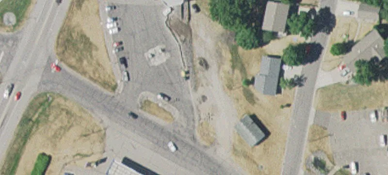 711 Shamrock Ln