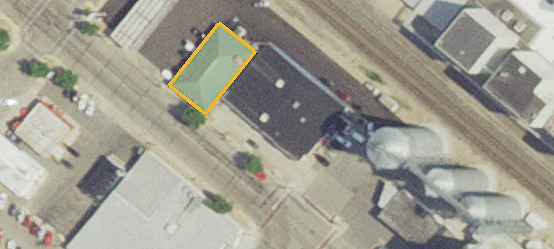 225 Main St
