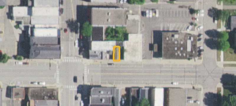 320 Main W St