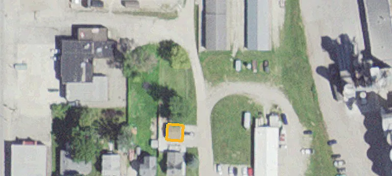 204 1st E St