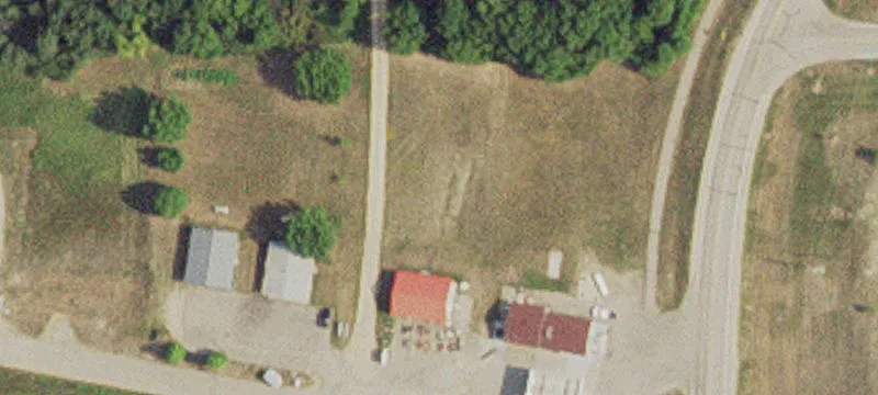 304 Frontage W Ave