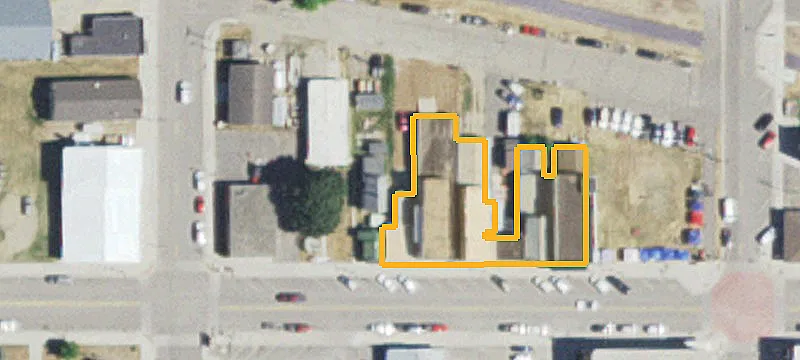 52 Main St