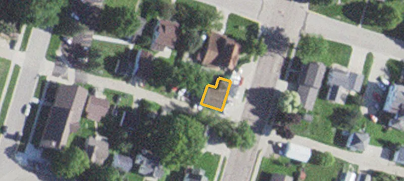 315 Ctr S Ave