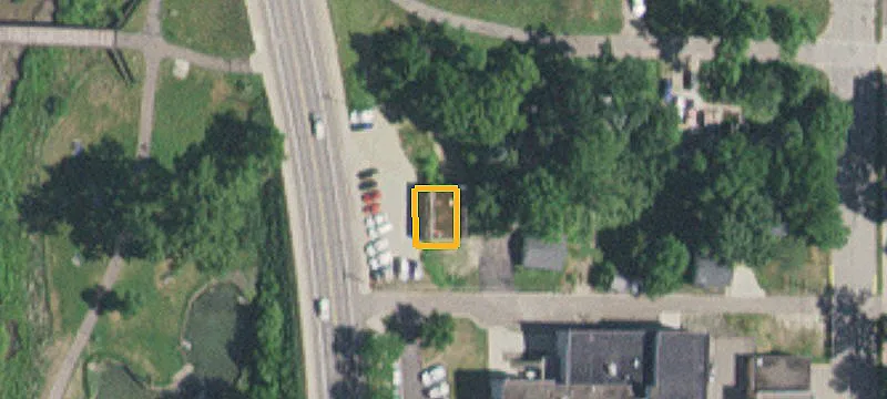 325 4th N St