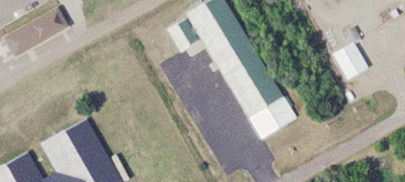 400 Railroad W Ave