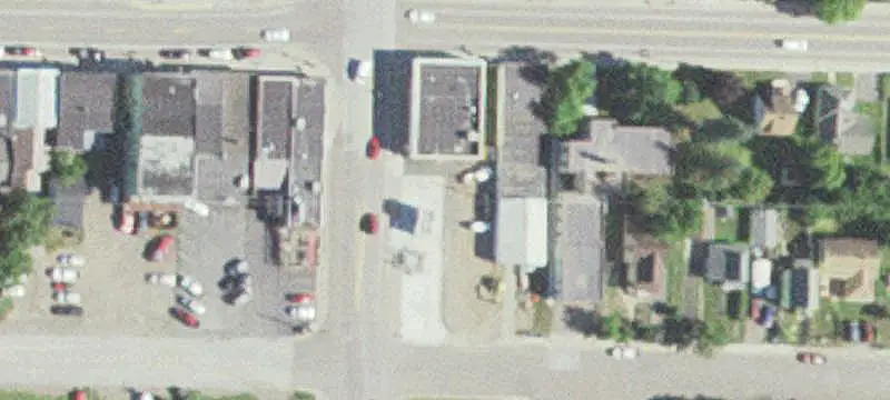 110 3rd St