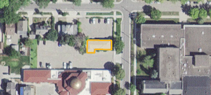 15 7th NW Ave