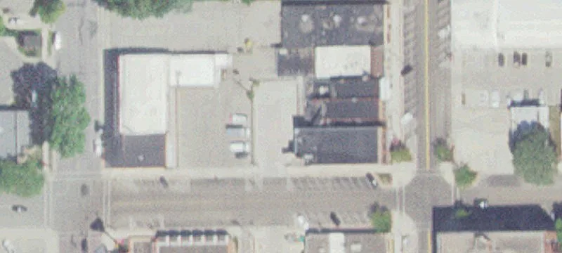 12 5th NW St