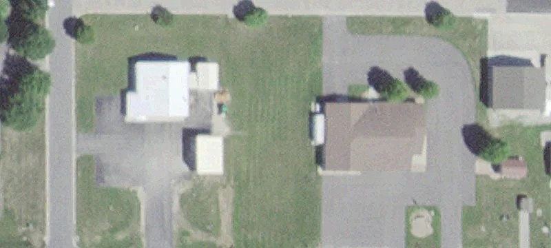 707 Frontage NW Rd