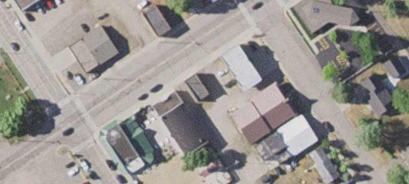 40 Main E St
