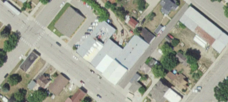 407 Douglas Ave