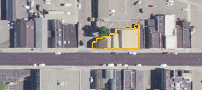 301 Main St