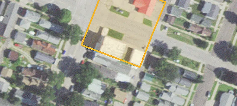 302 Mankato Ave