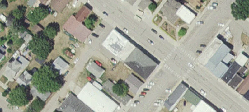 412 Douglas Ave