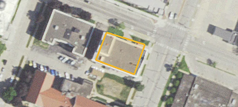 251 Main St