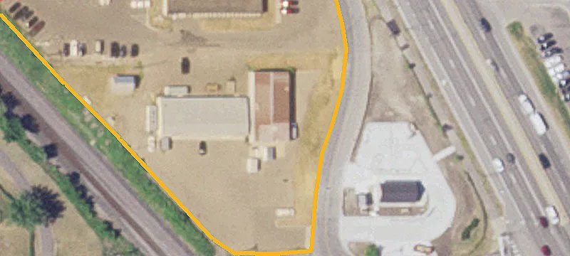 714 Hwy 55th E