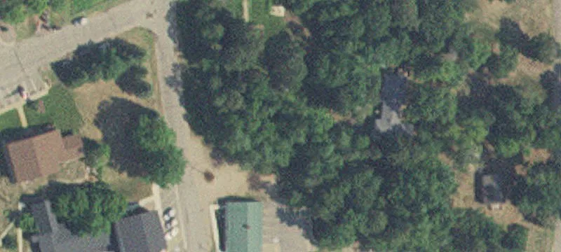 5518 Lakers Ln