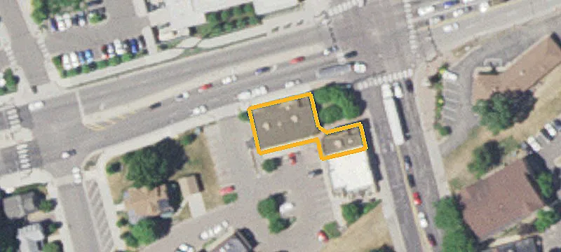 3235 Chaska Blvd