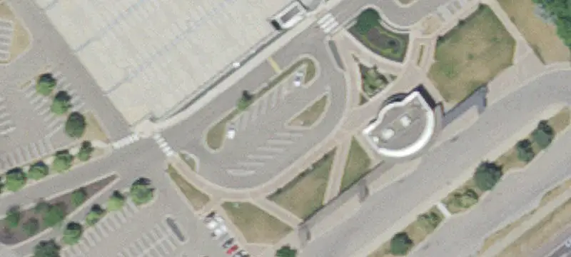 100 Hwy 13th E