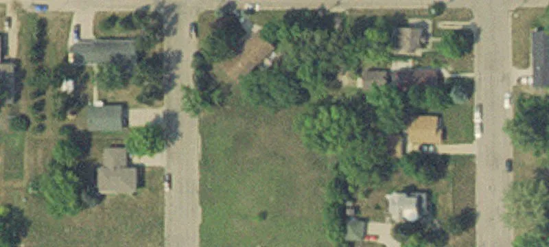 106 6th NW Ave