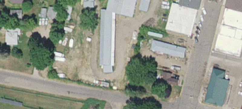 215 2nd SW St