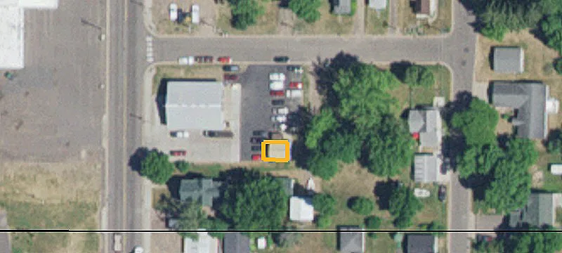 320 Bremer Ave