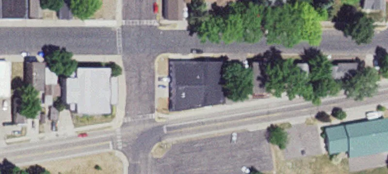 202 4th N St