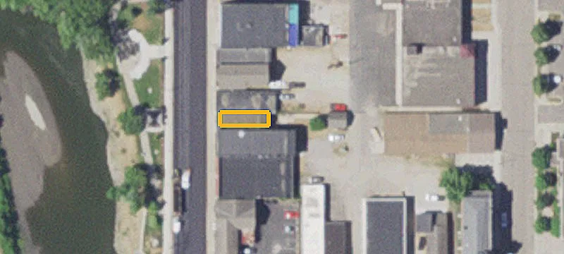 224 Riv N St