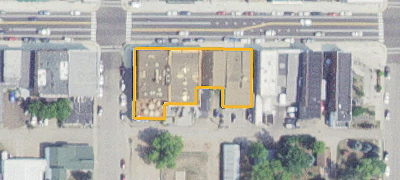 24 Main St