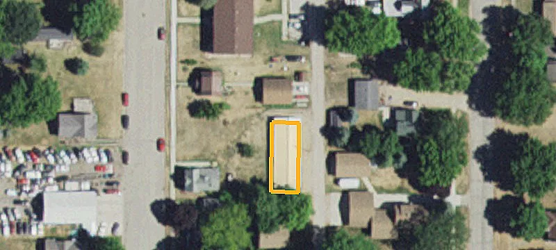 205 2nd St