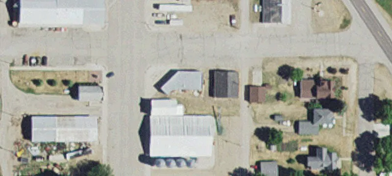 221 2nd St