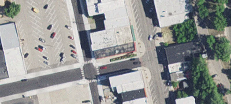 125 1st St