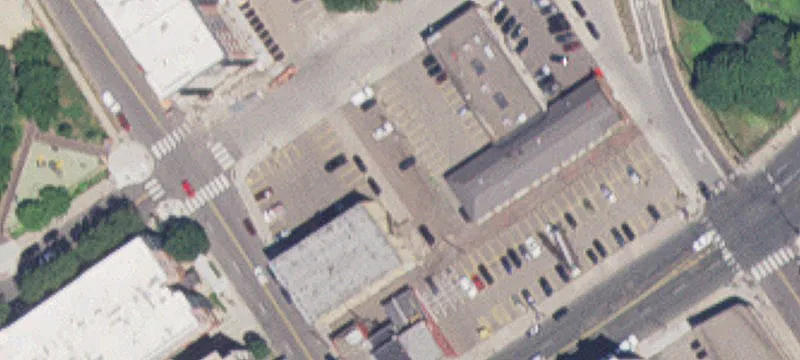 8th E St