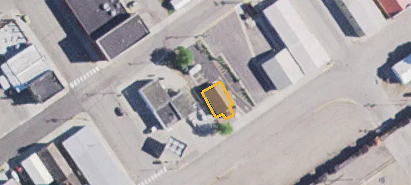 230 Spicer Ave