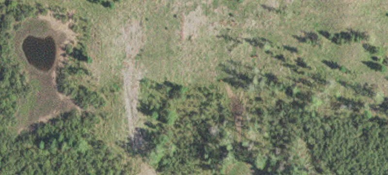 2423 Hay Lk Rd