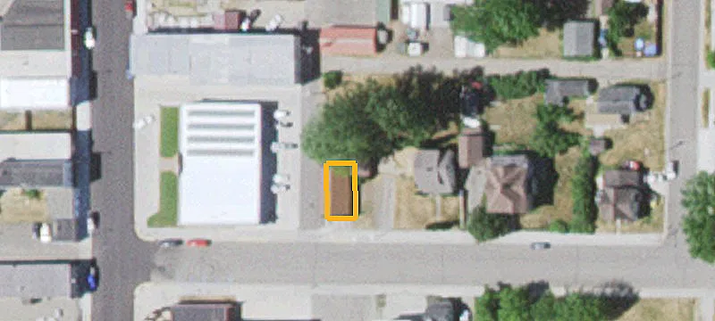 121 Cedar St