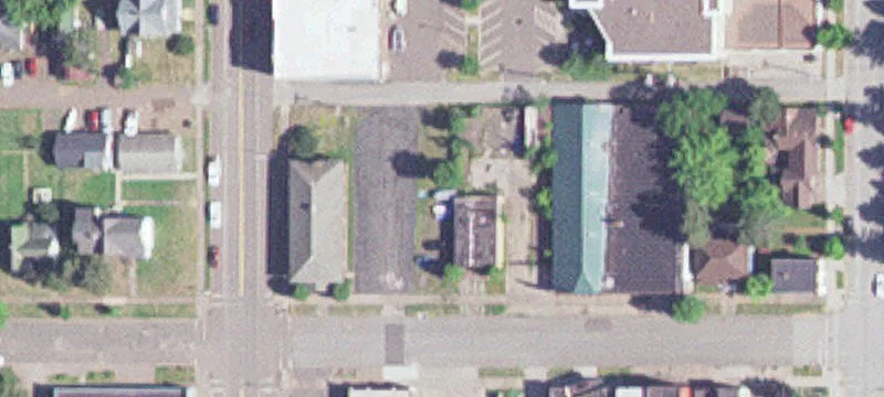 623 2nd Ave