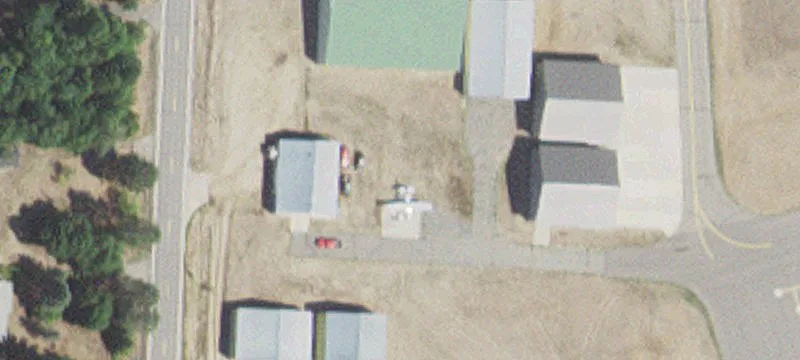 1221 Witt Ln