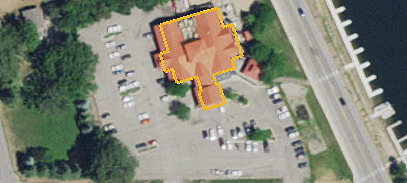 2800 Nokomis NE