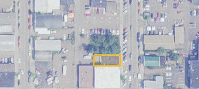 9 Broadway Ave