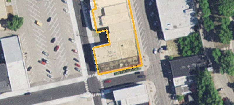 123 1st St