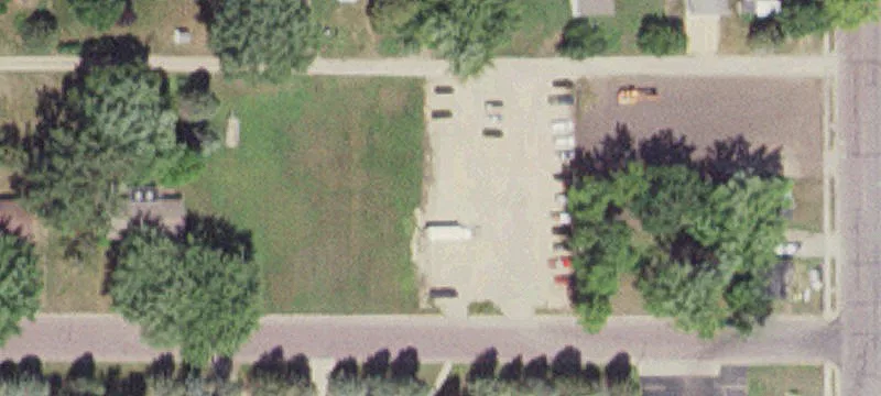 Madelia, MN 56062