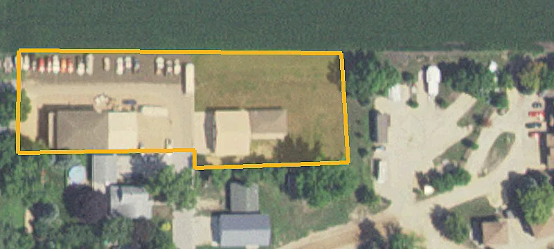 201 Main St