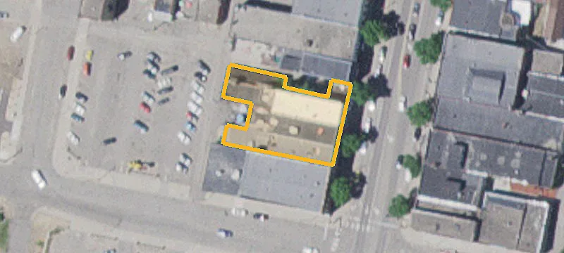 118 1st SE St