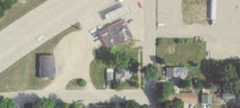 411 Lincoln St
